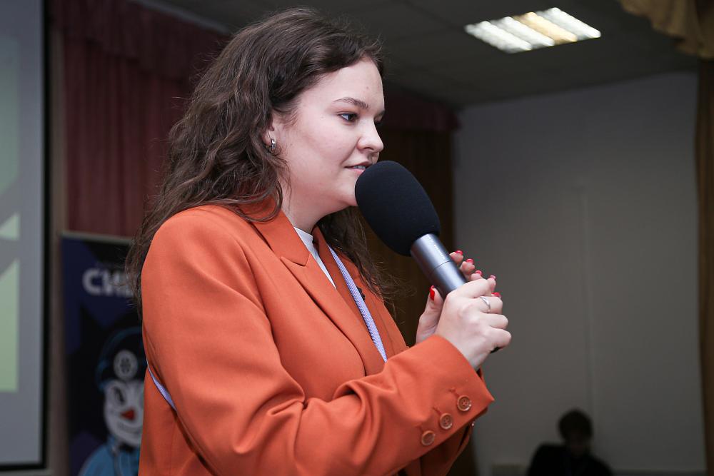 Урок хоккея в школе 64